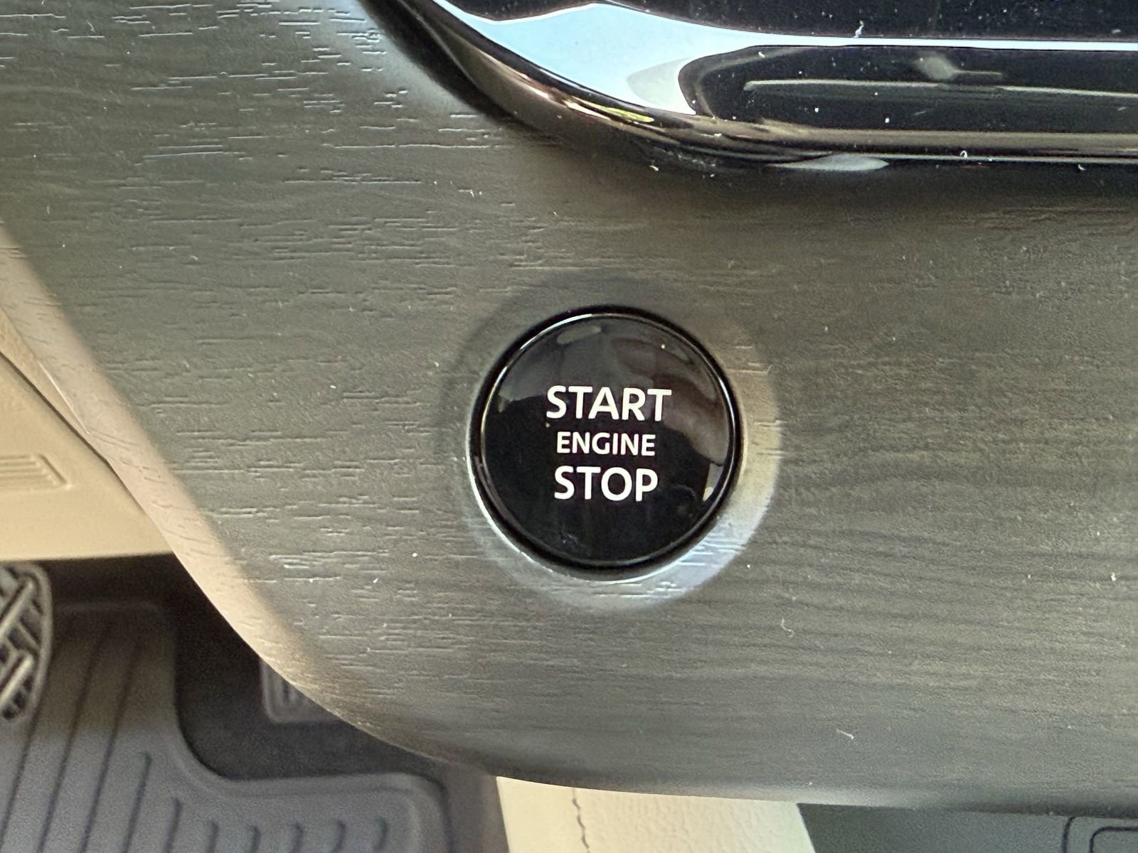 New 2025 Nissan Murano SV AWD/4WD image 7