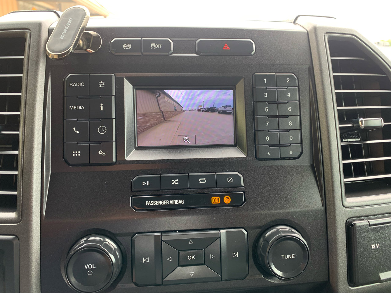 Used 2020 Ford F350 XL w/ Power Equipment Group image 30