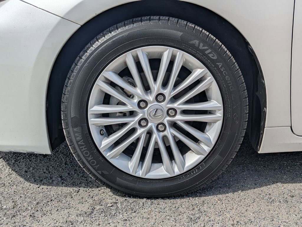 Used 2018 Lexus ES 350 350 w/ Accessory Package 2 image 21