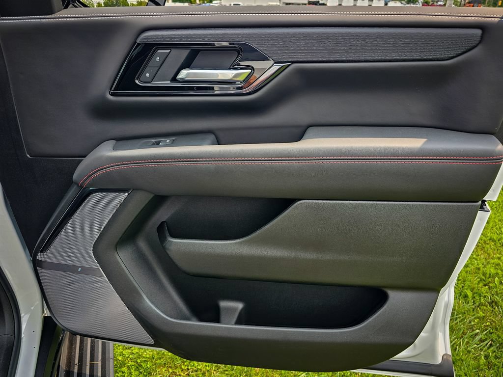 New 2026 GMC Yukon XL AT4 Ultimate w/ LPO, Floor Liner Package AWD/4WD image 51