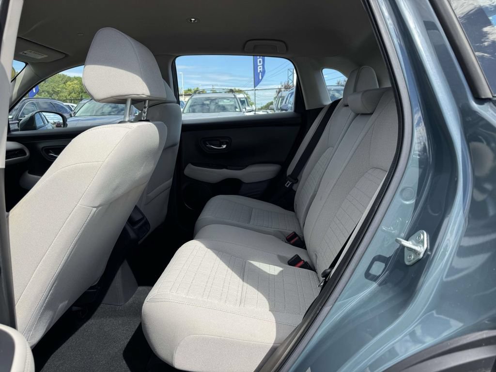 Used 2024 Honda HR-V LX image 12