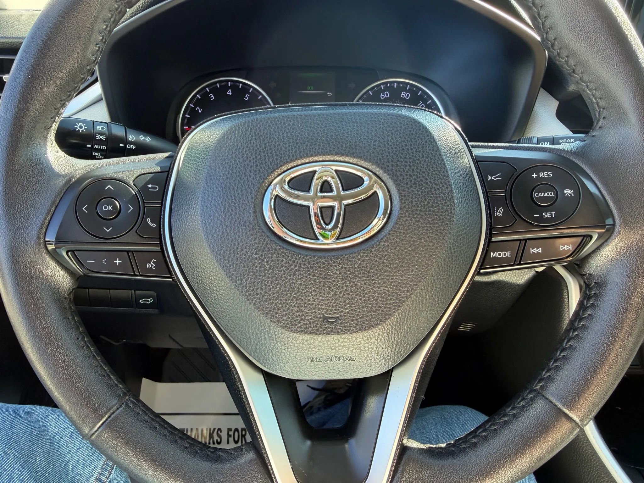 Used 2021 Toyota RAV4 XLE Premium FWD image 7