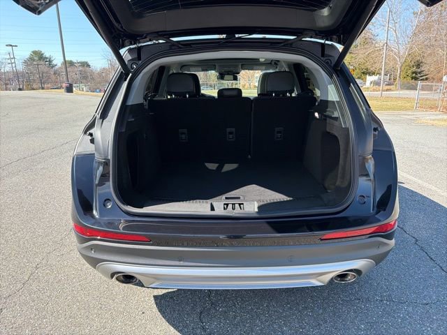 Used 2022 Lincoln Corsair AWD w/ Premium Package image 8