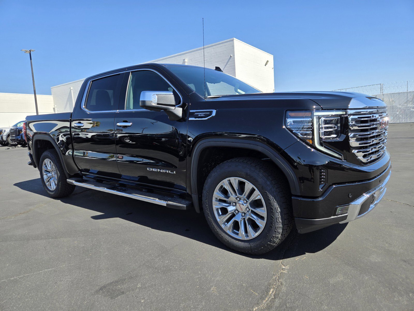 New 2025 GMC Sierra 1500 Denali w/ Technology Package
