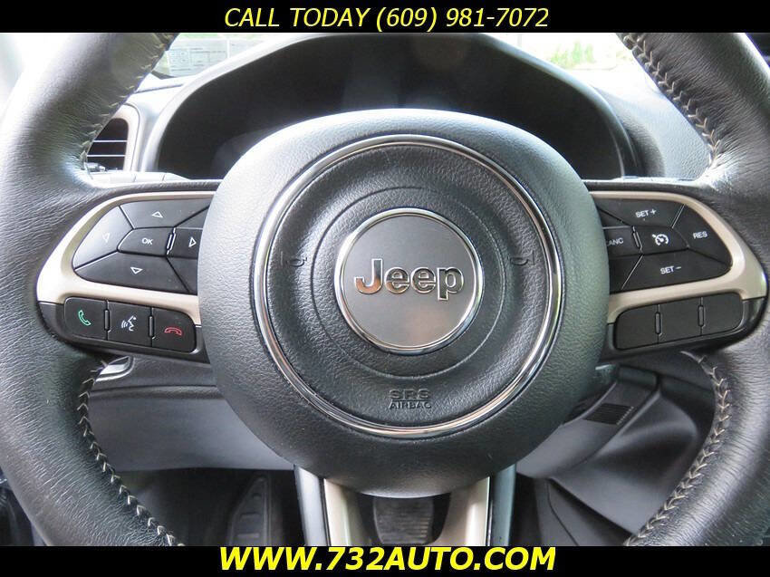 Used 2015 Jeep Renegade Limited w/ Trailer Tow Group AWD/4WD image 29