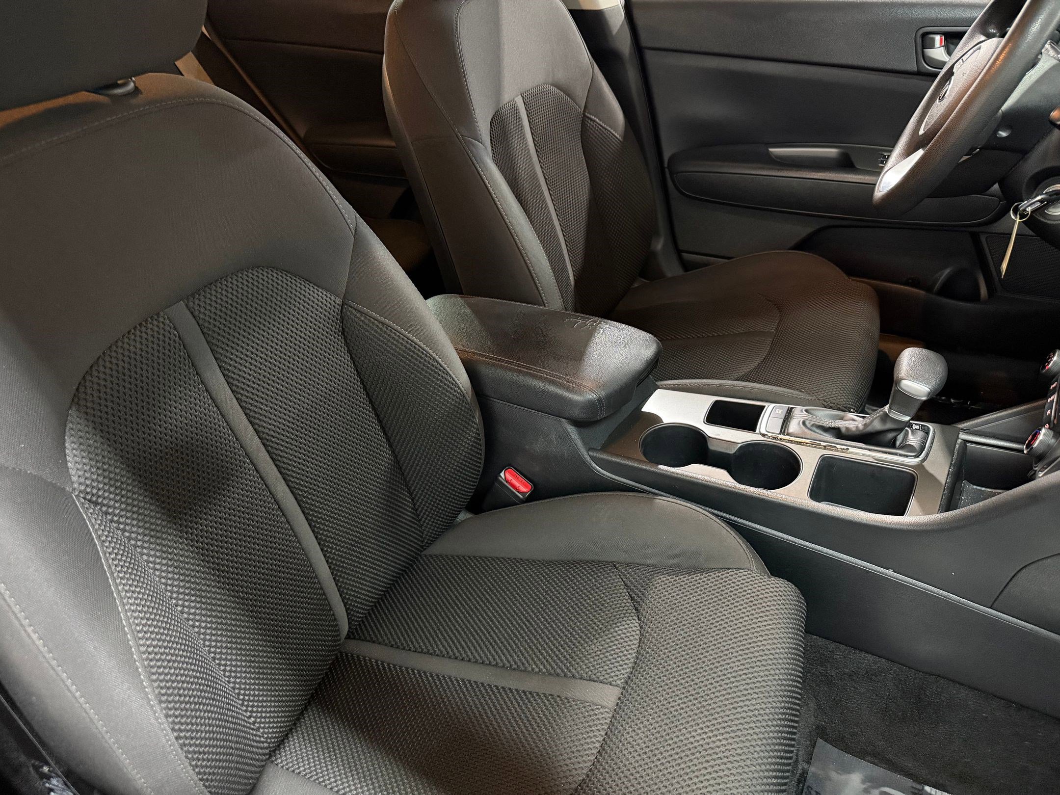 Used 2019 Kia Optima LX image 39