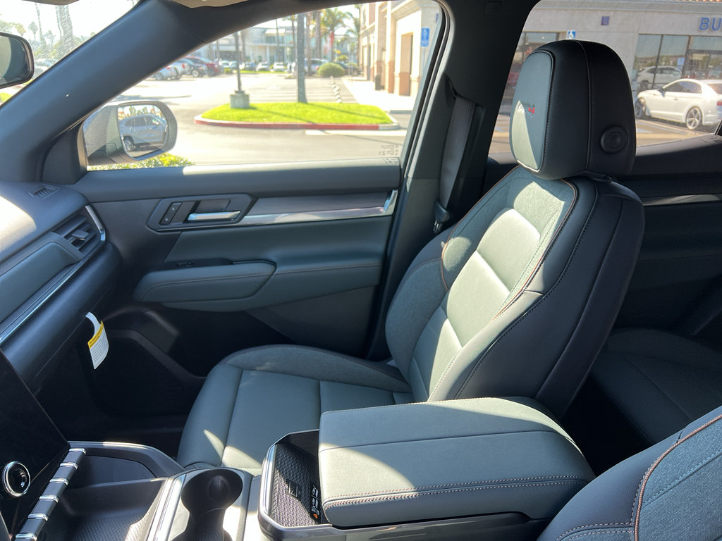New 2026 GMC Terrain AT4 AWD/4WD image 15