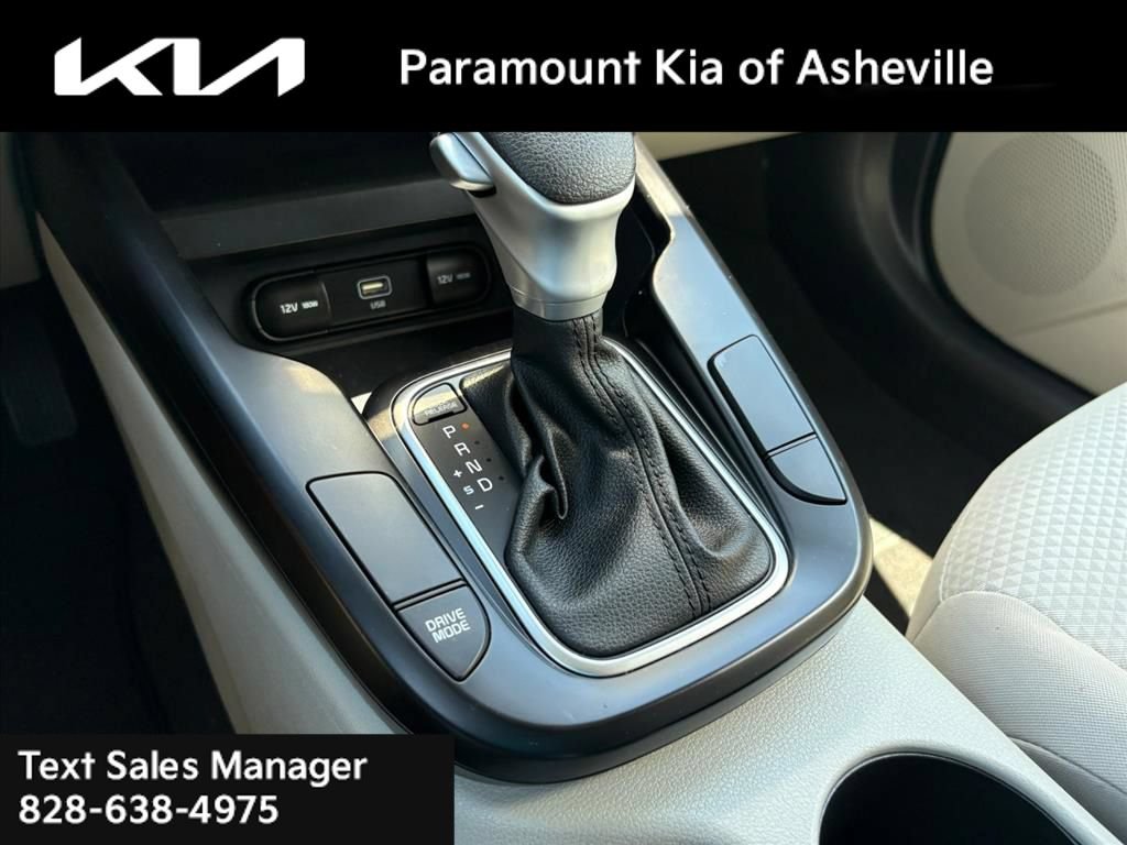 Certified 2023 Kia Soul LX w/ LX Technology Package FWD image 26
