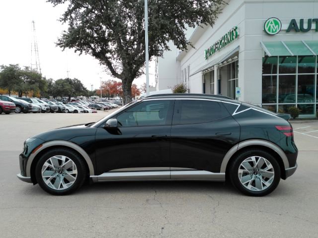 Used 2024 Genesis GV60 RWD image 14