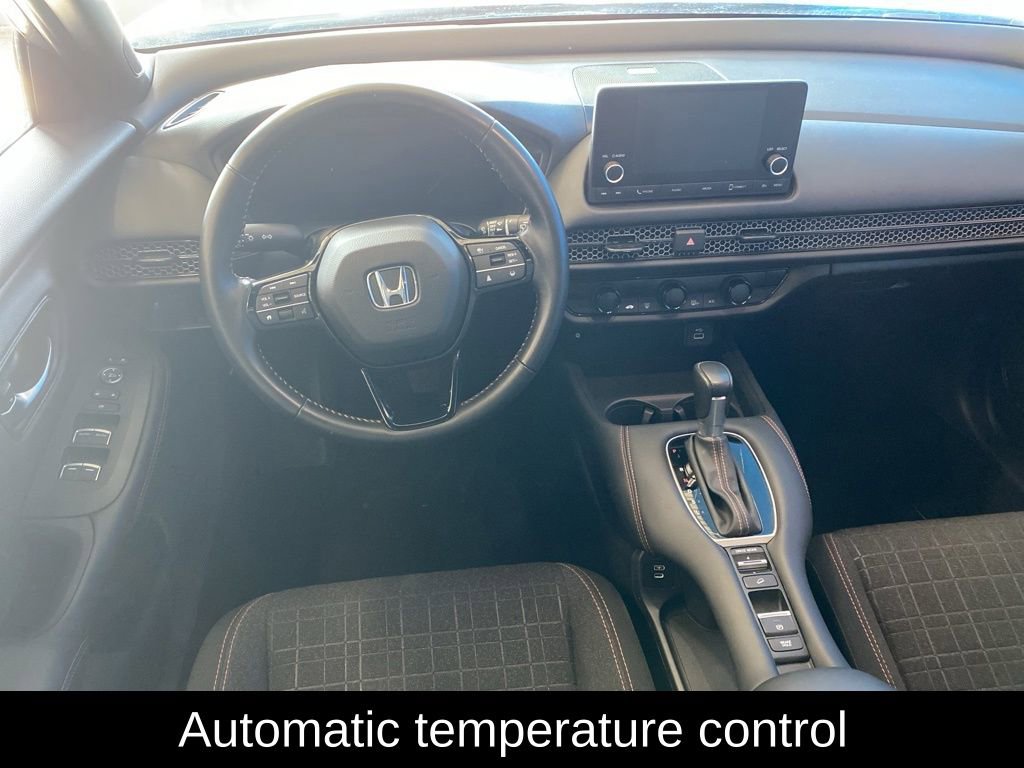 Used 2025 Honda HR-V Sport image 5