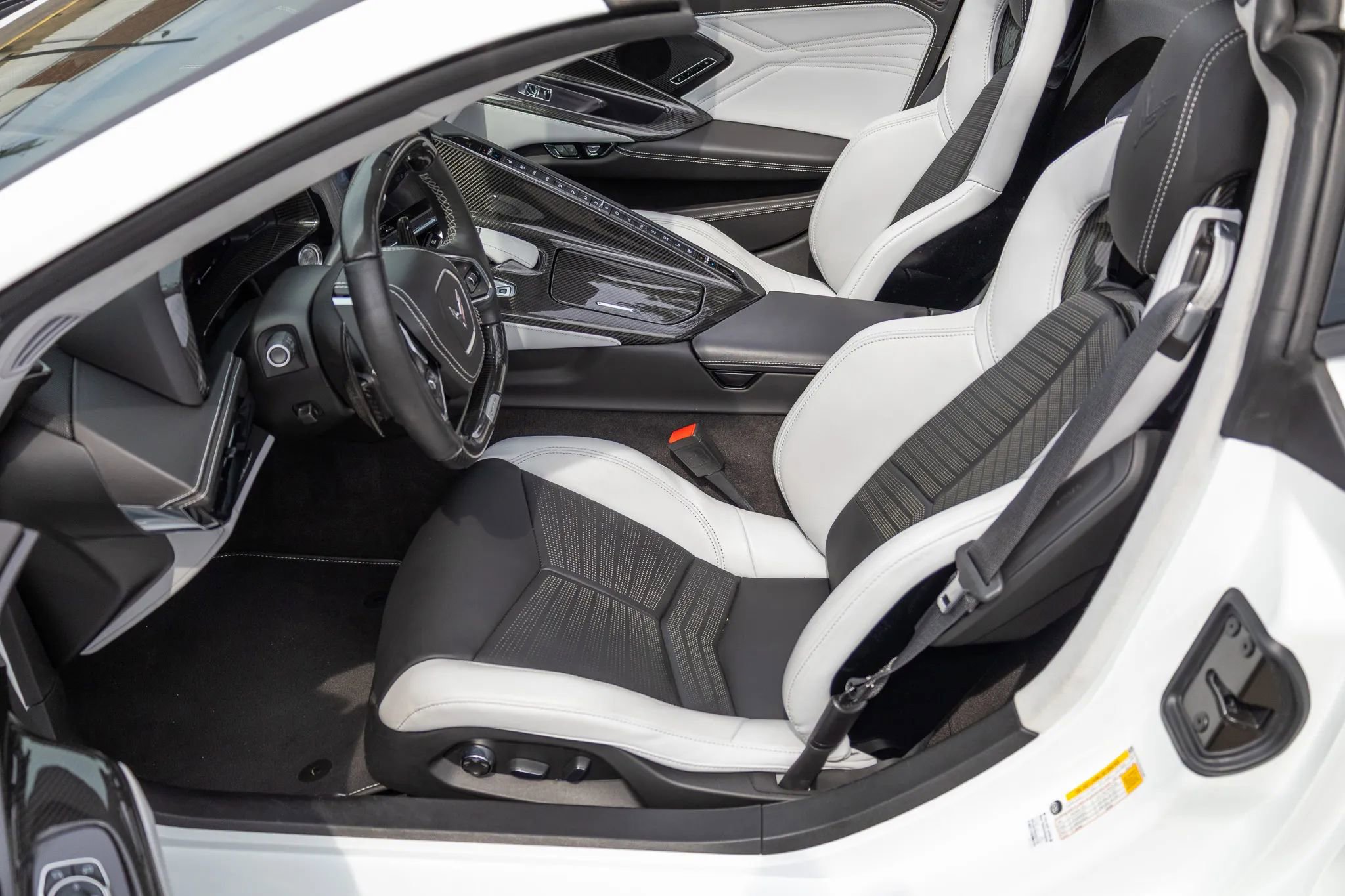 Used 2023 Chevrolet Corvette Z06 w/ Engine Appearance Package image 65