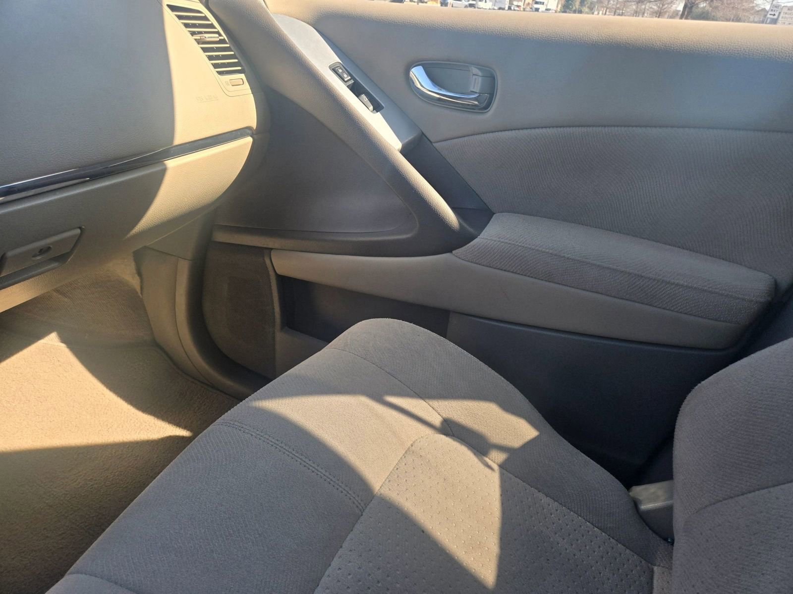 Used 2014 Nissan Murano S image 21