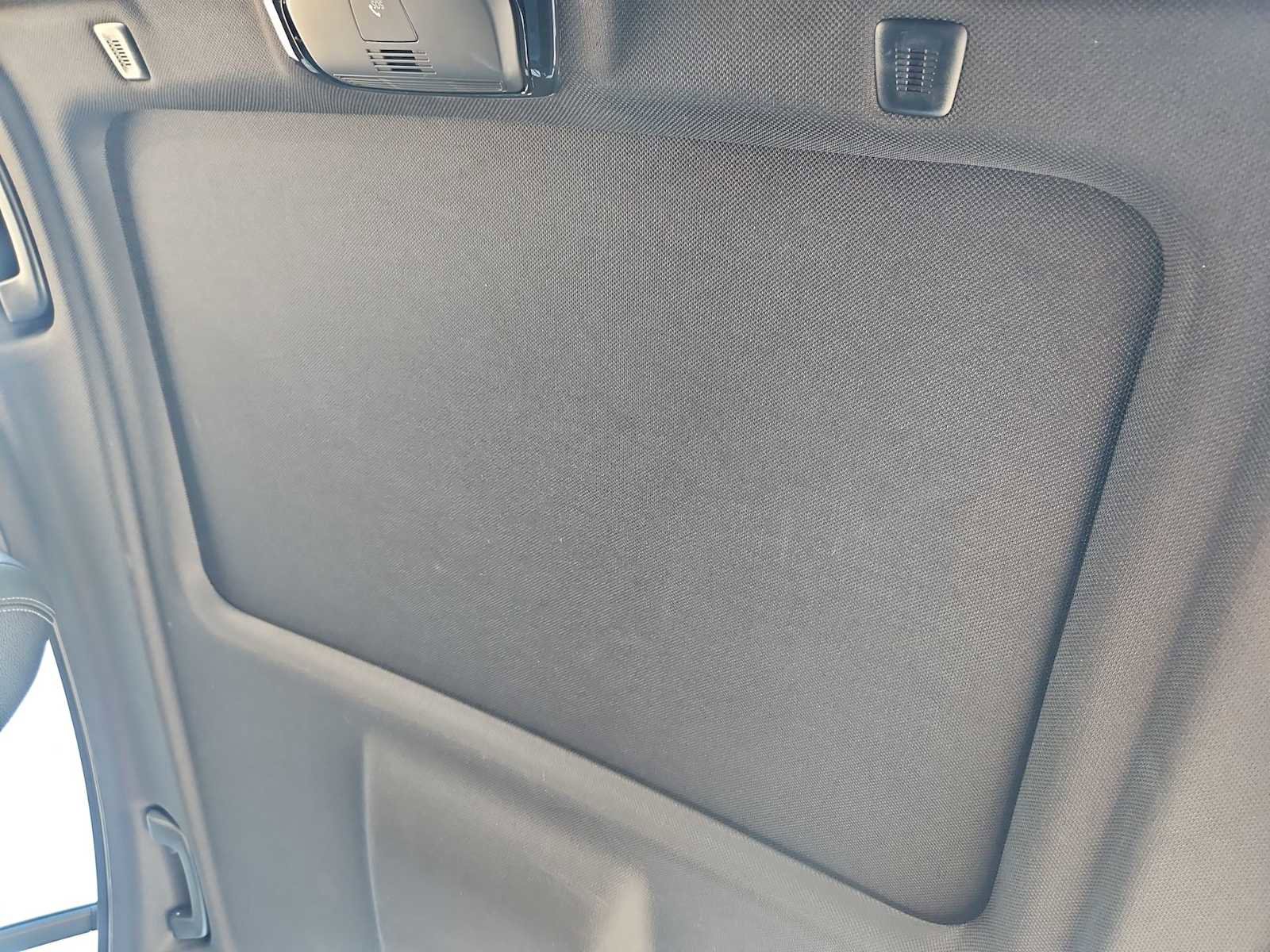 Used 2019 BMW 530e w/ Convenience Package image 19