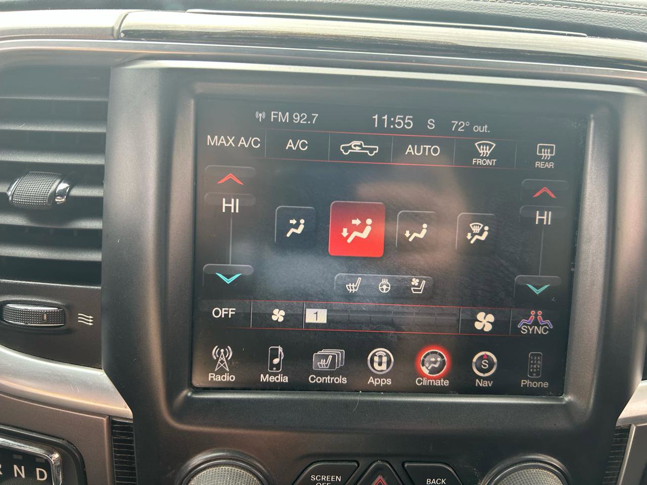 Used 2016 RAM 1500 Limited image 23