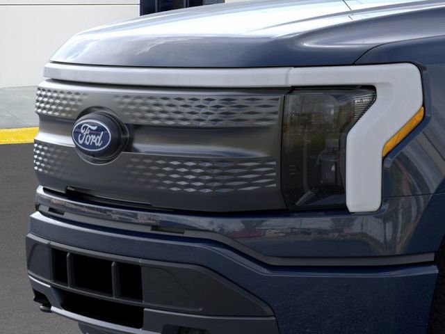 New 2025 Ford F150 Lightning XLT image 17