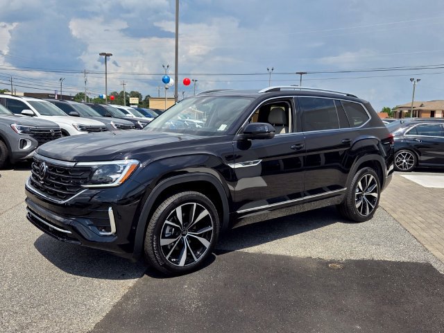 New 2026 Volkswagen Atlas SEL Premium R-Line AWD/4WD image 3