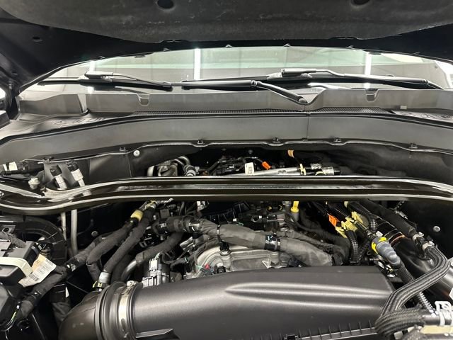 Certified 2025 Ford Explorer ST-Line w/ ST-Line Street Pack image 37