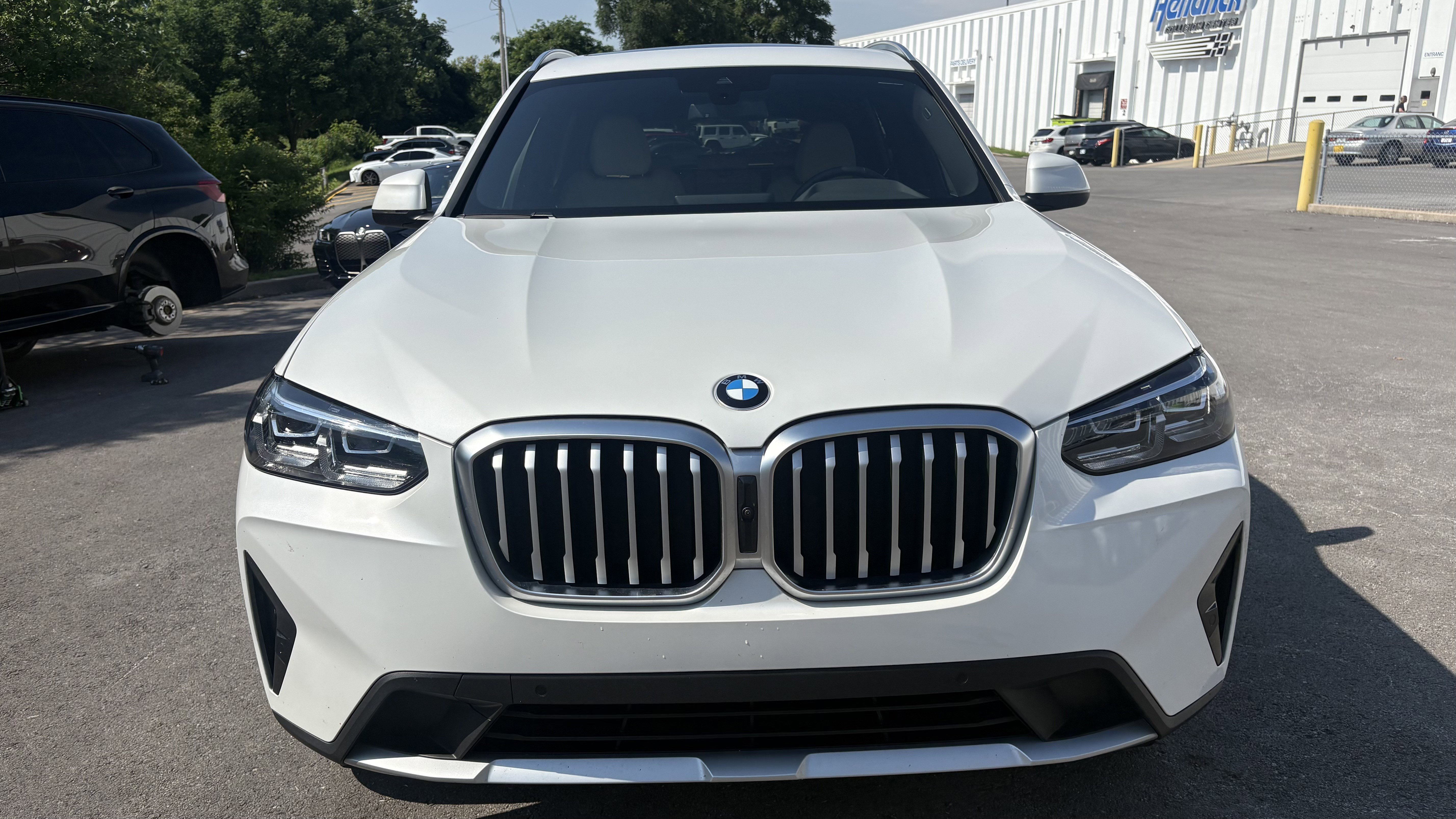 Used 2024 BMW X3 xDrive30i w/ Convenience Package AWD/4WD image 3