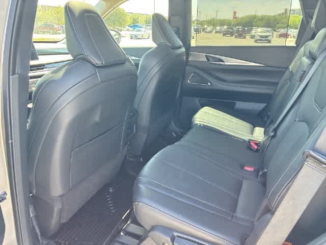 Used 2025 INFINITI QX60 Luxe w/ Cargo Package FWD image 21