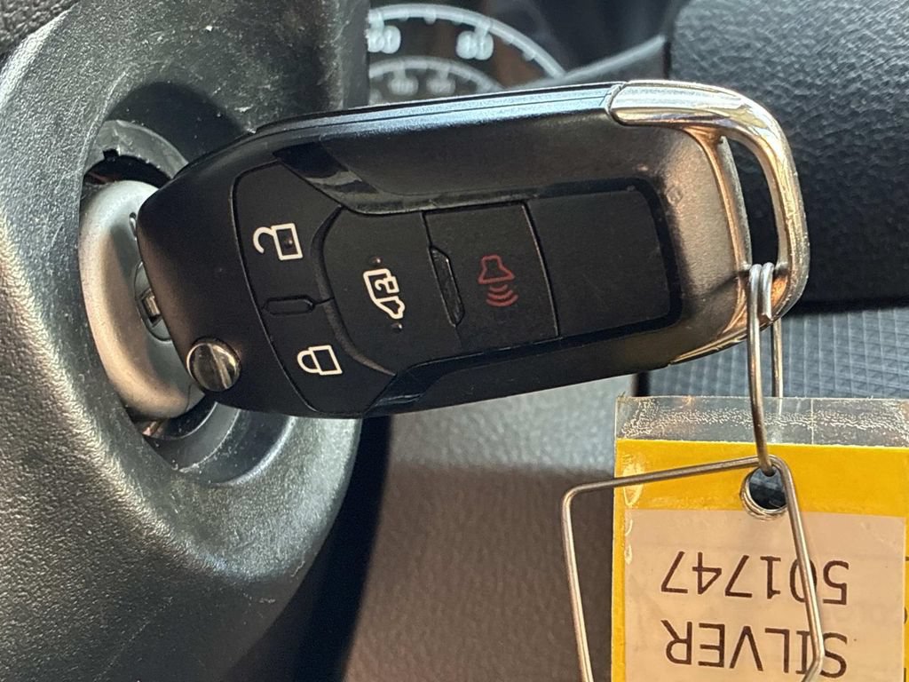 Used 2021 Ford Transit Connect XLT FWD image 35