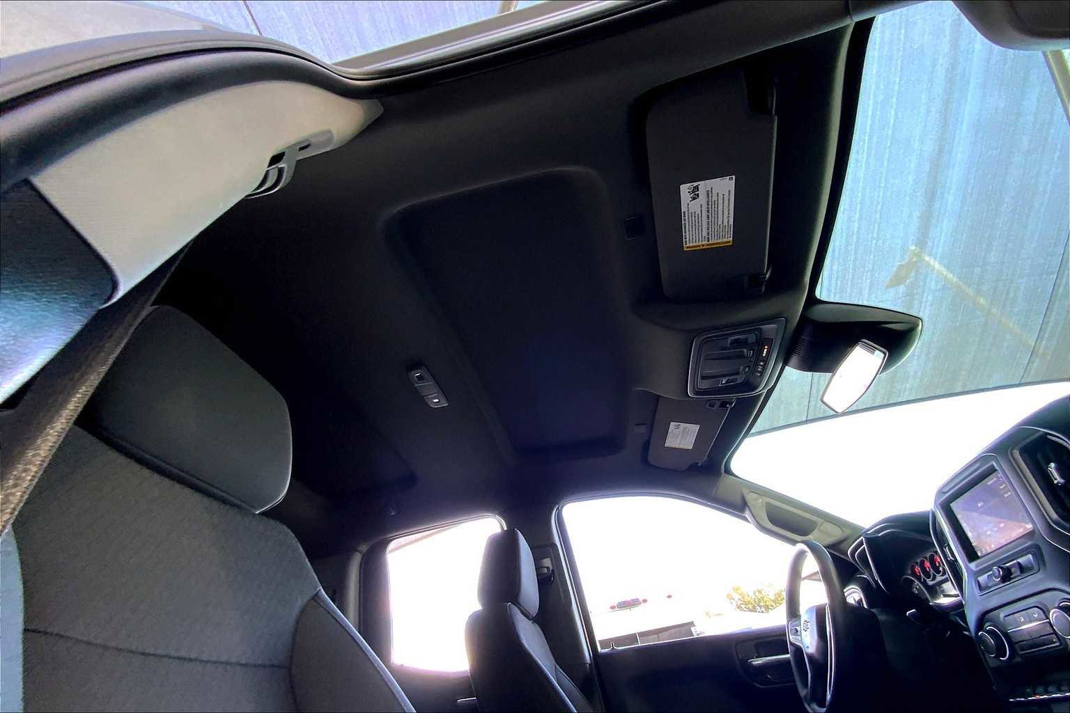 Certified 2025 Chevrolet Silverado 1500 Custom image 14