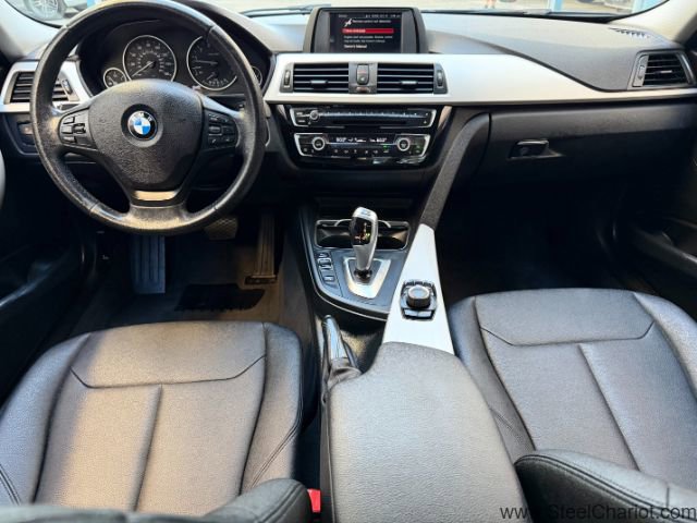 Used 2018 BMW 320i Sedan image 10