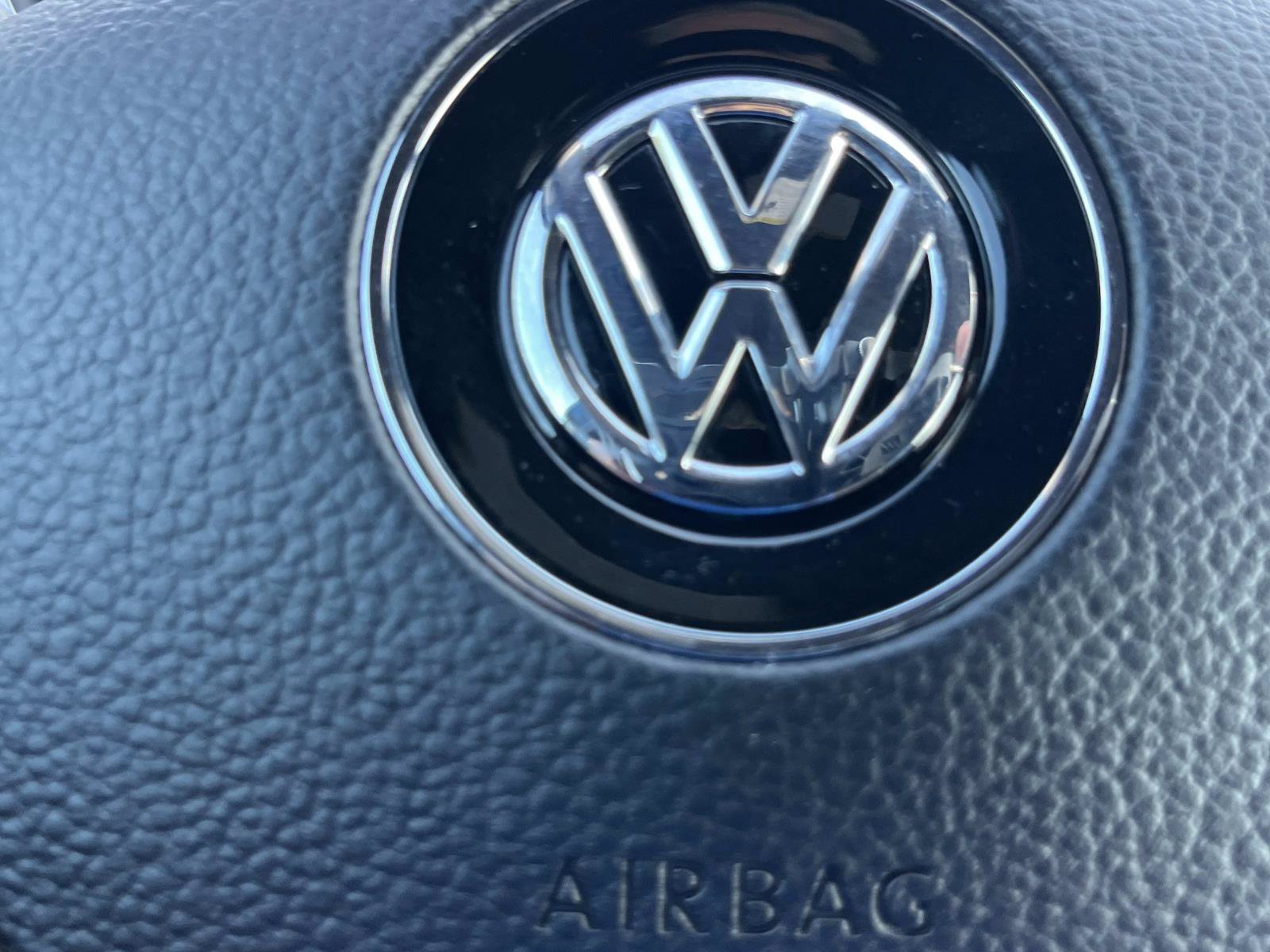 Used 2020 Volkswagen Tiguan SEL Premium R-Line AWD/4WD image 32