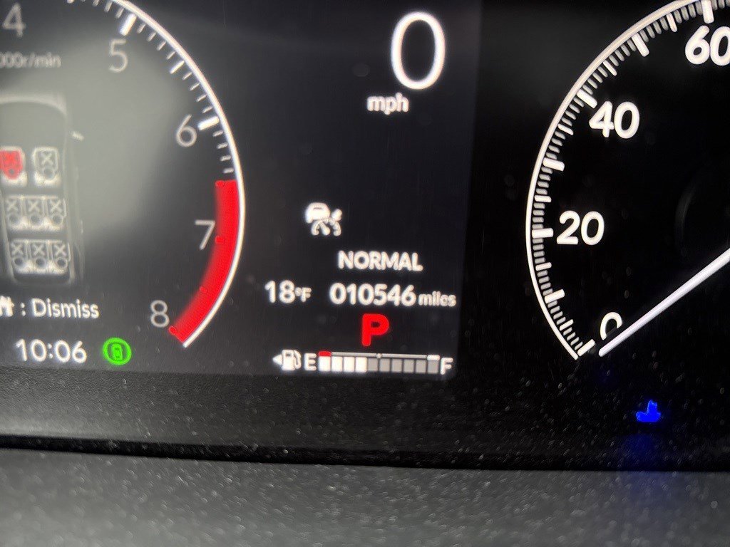 Certified 2025 Honda Pilot Touring image 12