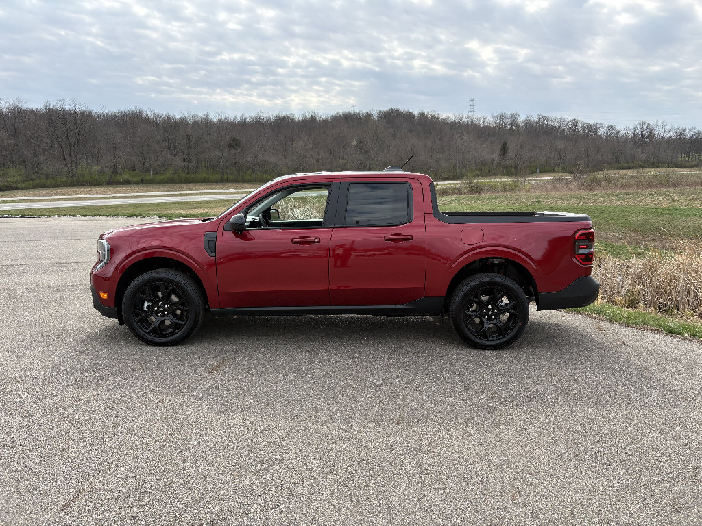New 2026 Ford Maverick Lariat w/ Black Appearance Package AWD/4WD image 2