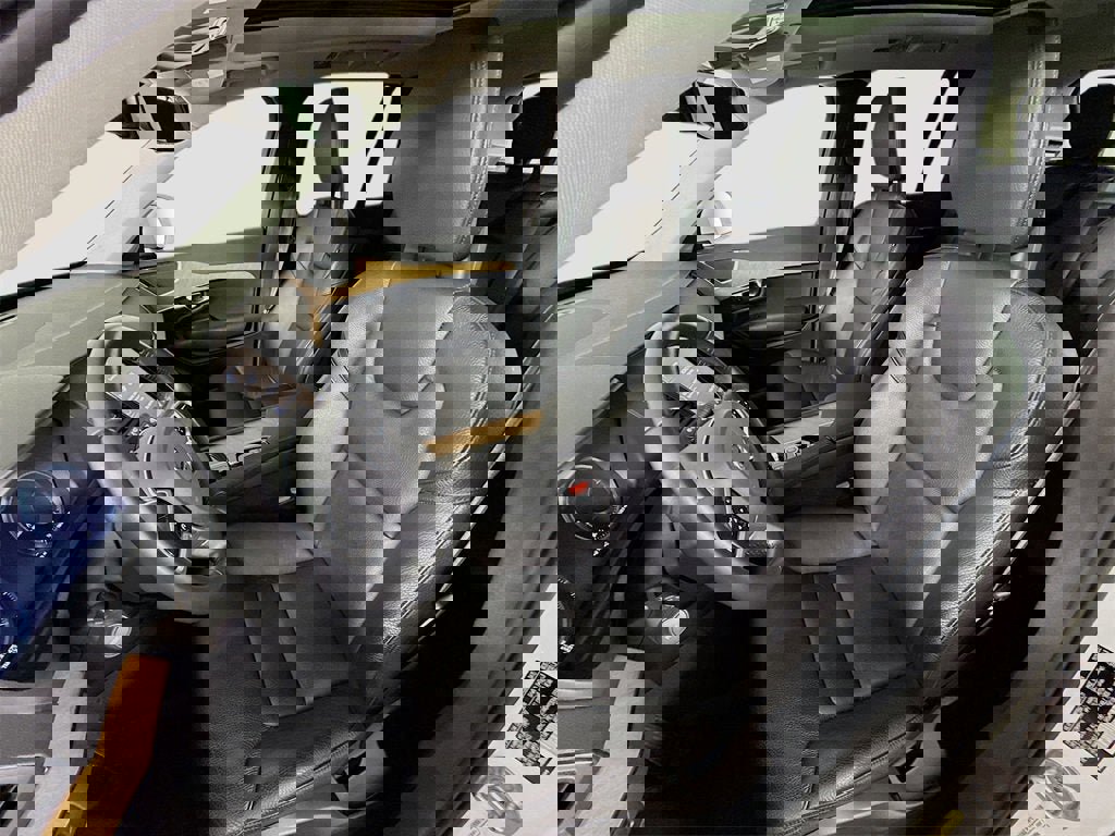 Used 2022 Volvo XC90 T8 Inscription Expression w/ Protection Package Premier image 15