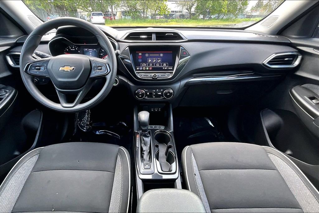 Used 2021 Chevrolet TrailBlazer LT w/ Convenience Package image 16