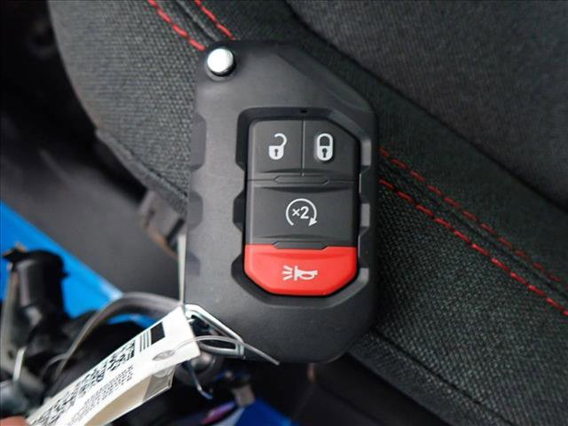 New 2026 Jeep Wrangler Unlimited Rubicon w/ Technology Group AWD/4WD image 26