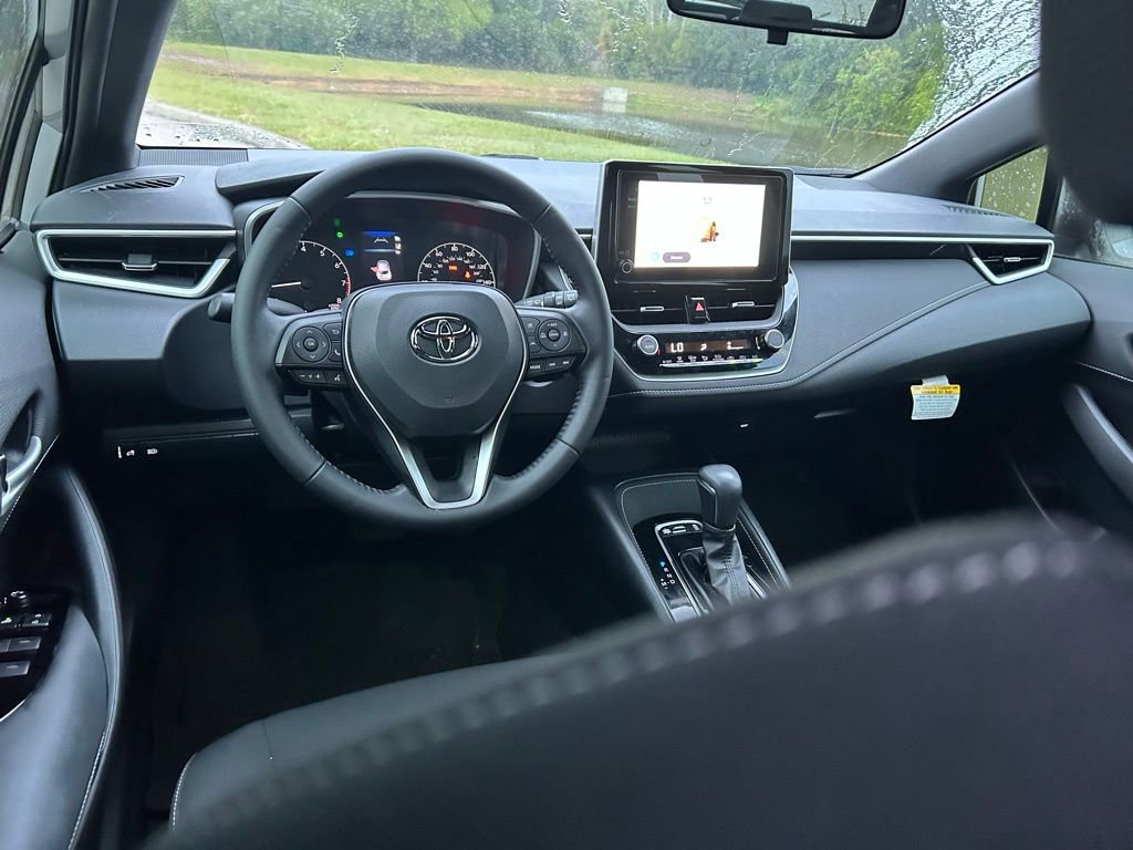 Used 2025 Toyota Corolla SE FWD image 12