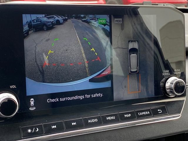 Used 2023 Mitsubishi Outlander SE image 25