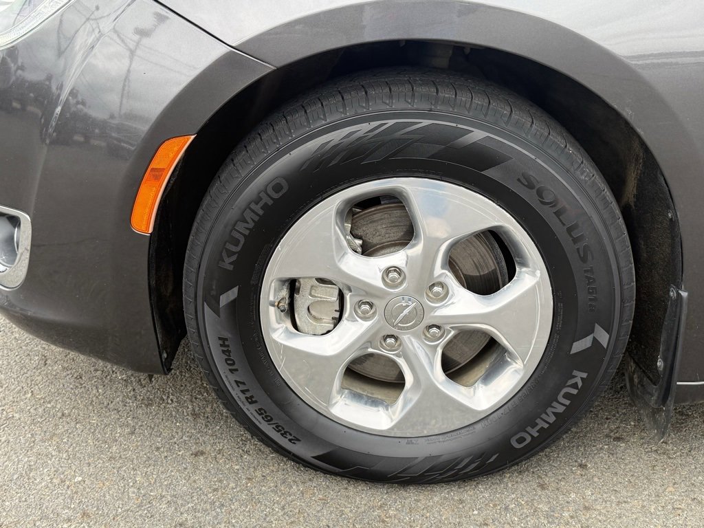 Used 2018 Chrysler Pacifica Limited image 10