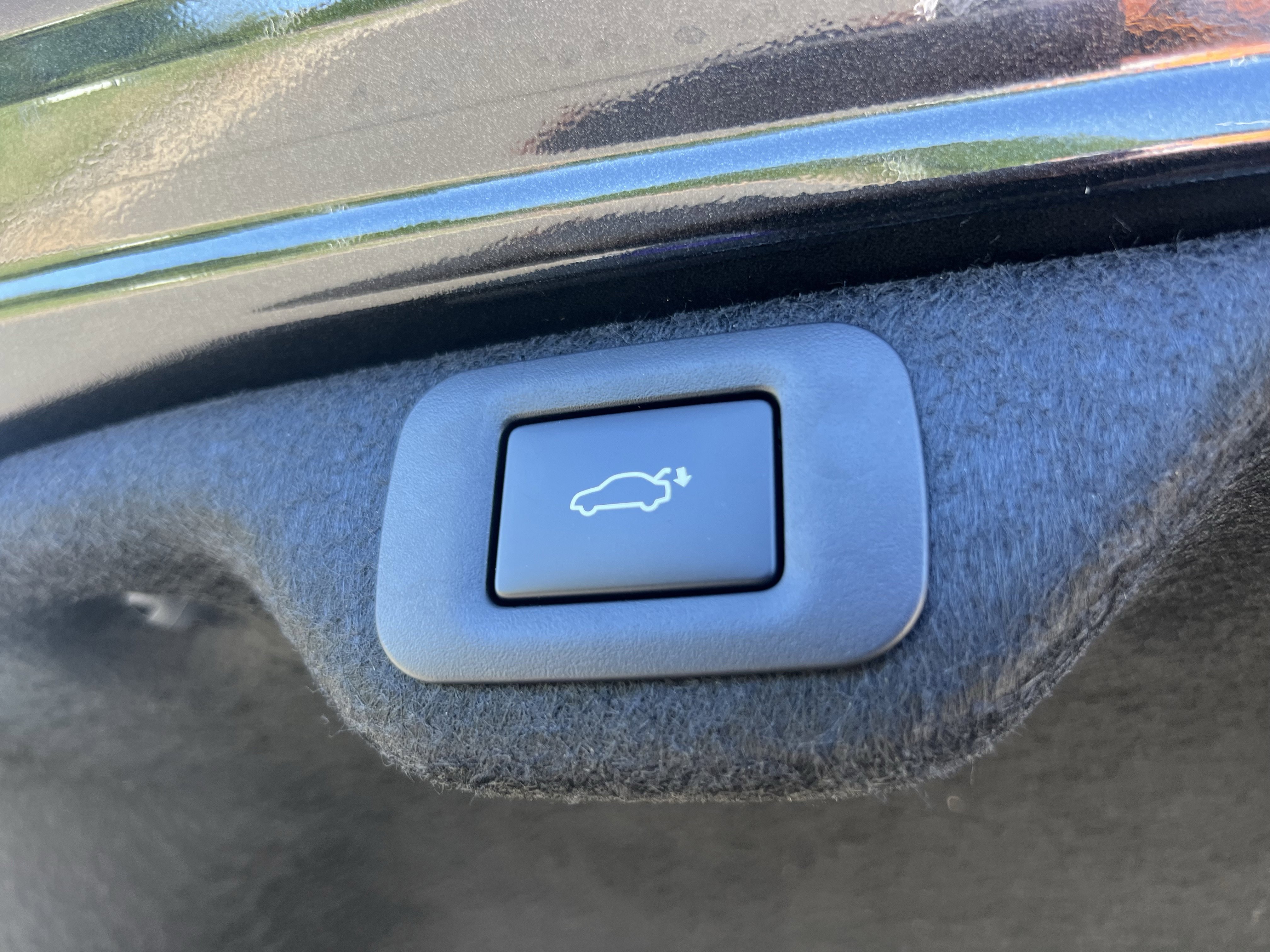 Used 2025 Lexus ES 350 Ultra Luxury w/ Accessory Package (Z2) FWD image 40
