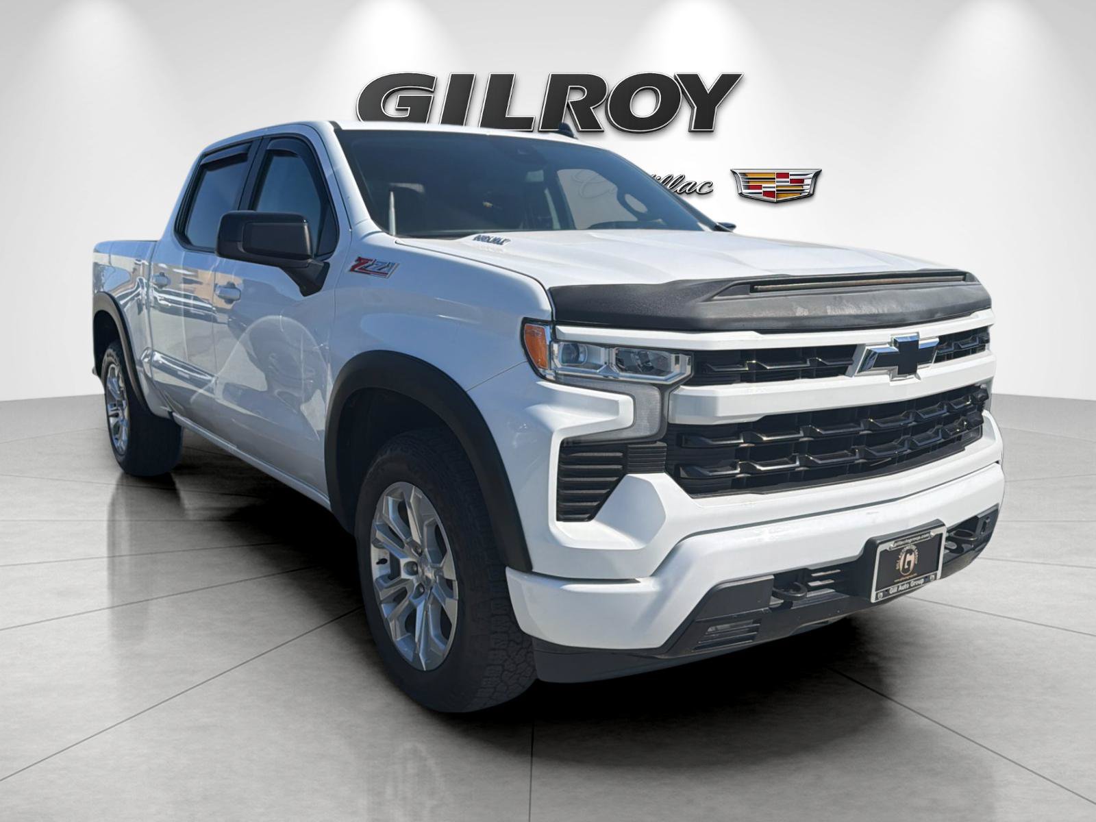 Used 2023 Chevrolet Silverado 1500 RST AWD/4WD image 2