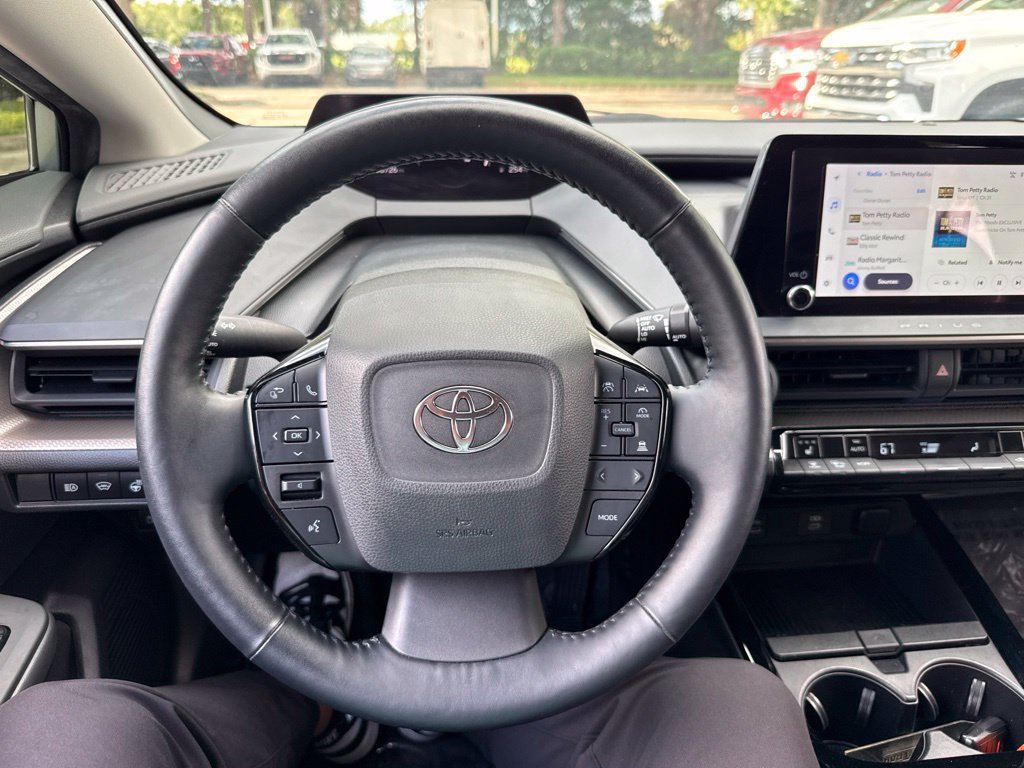 Used 2023 Toyota Prius XLE FWD image 22