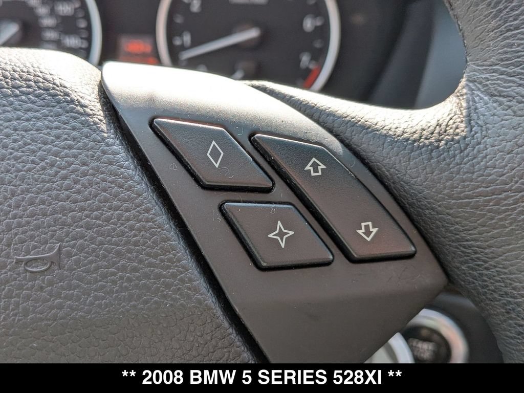 Used 2008 BMW 528xi Sedan AWD/4WD image 6