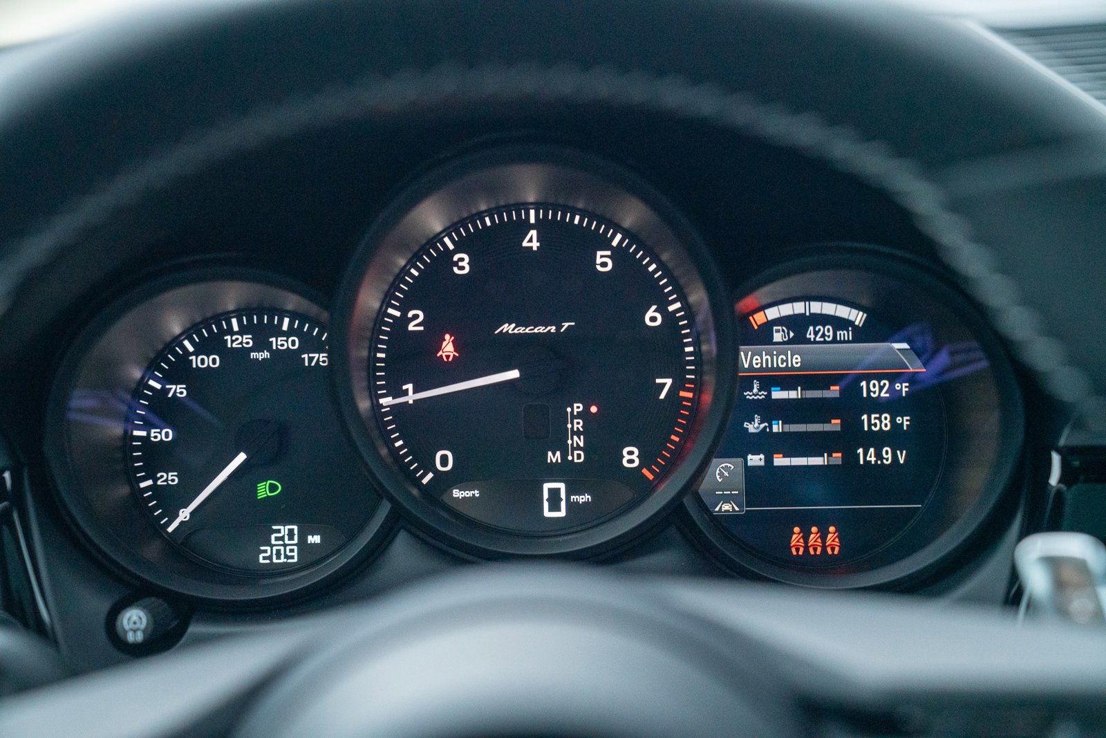 New 2026 Porsche Macan Turbo image 16