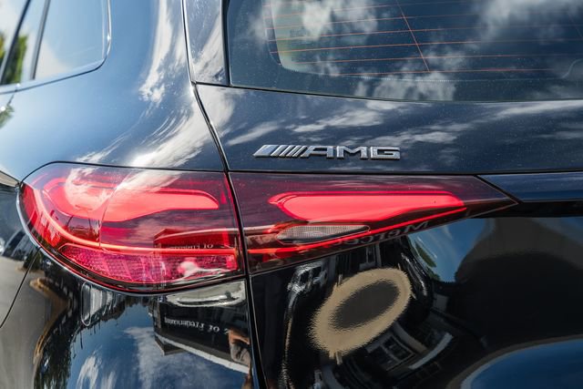 Used 2024 Mercedes-Benz GLC 43 AMG 4MATIC image 7