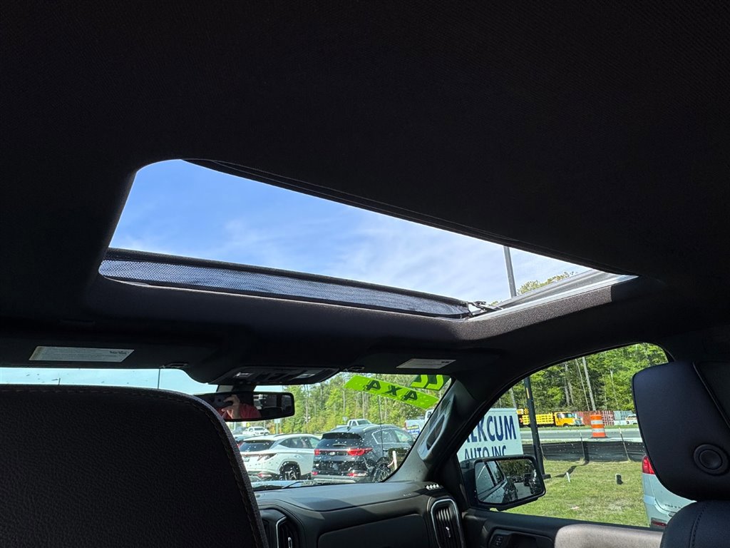 Used 2022 GMC Sierra 1500 AT4 w/ AT4 Premium Package image 24