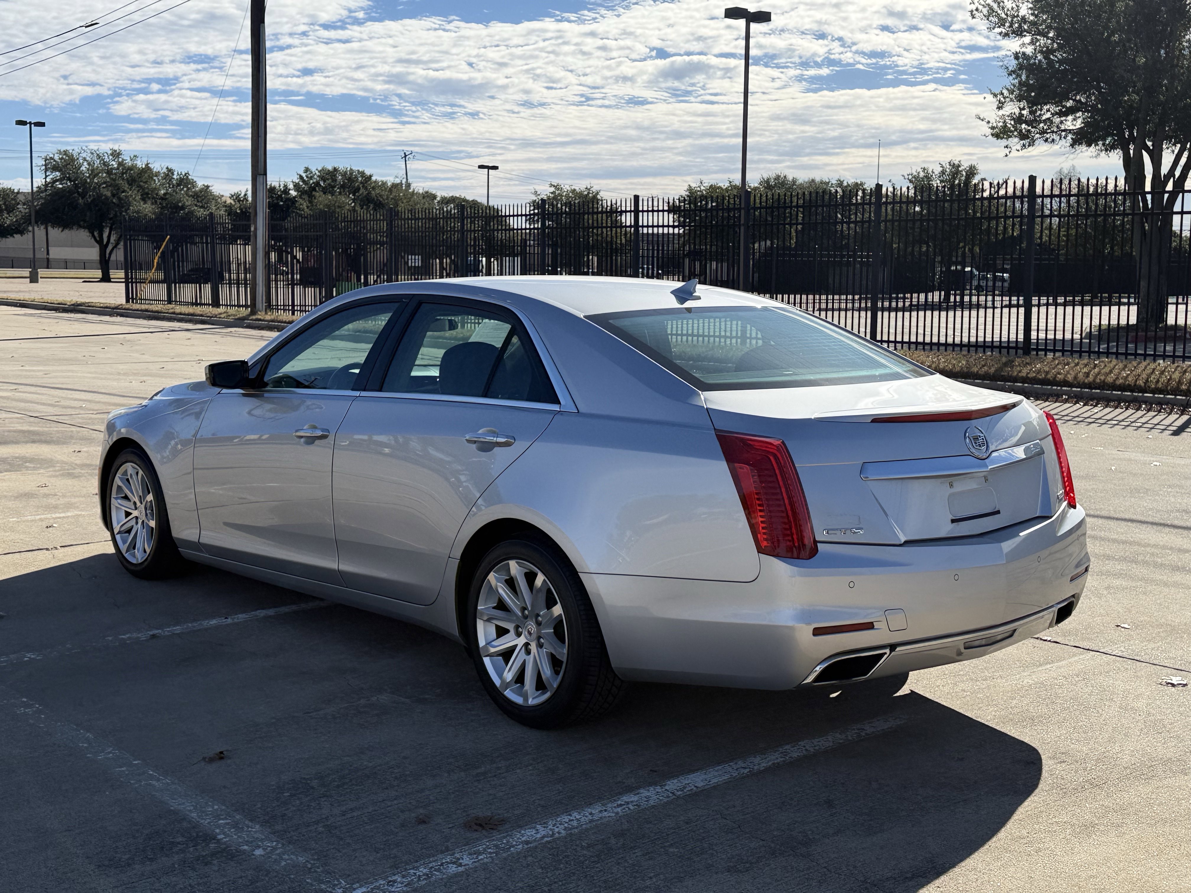 Used 2014 Cadillac CTS Sedan w/ Seating Package image 5