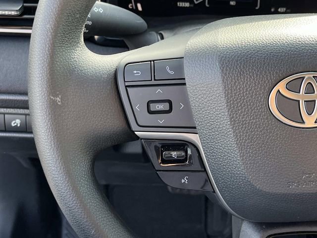 Used 2026 Toyota Camry LE FWD image 26