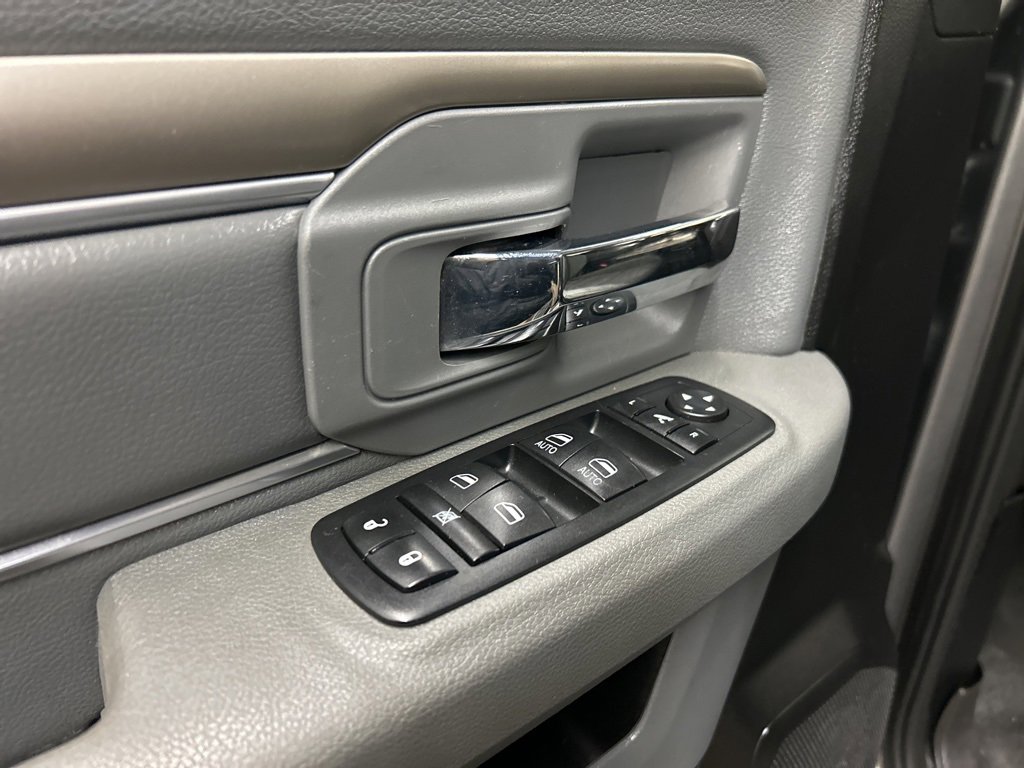 Used 2013 RAM 1500 Big Horn image 24