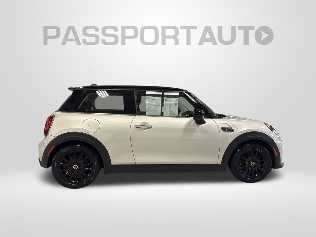 Used 2022 MINI Cooper SE image 24