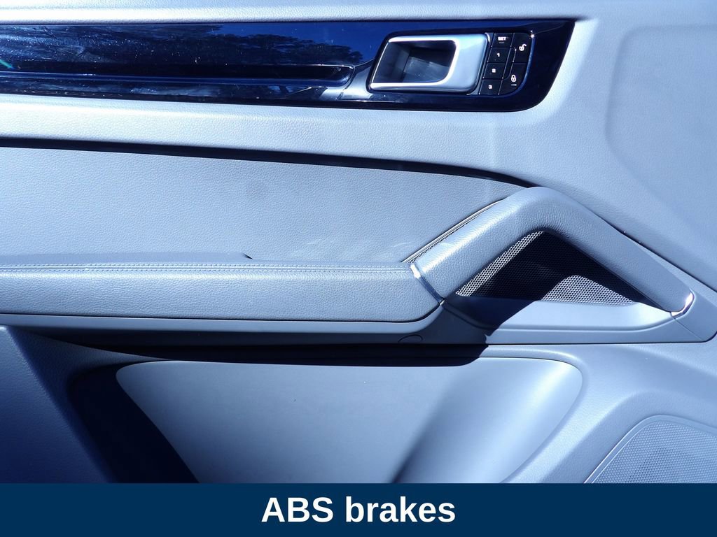 Used 2019 Porsche Cayenne image 9