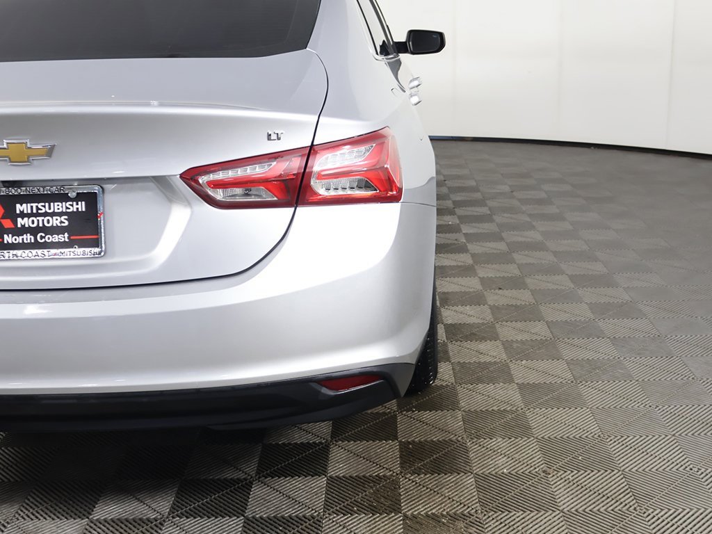 Used 2021 Chevrolet Malibu LT image 15