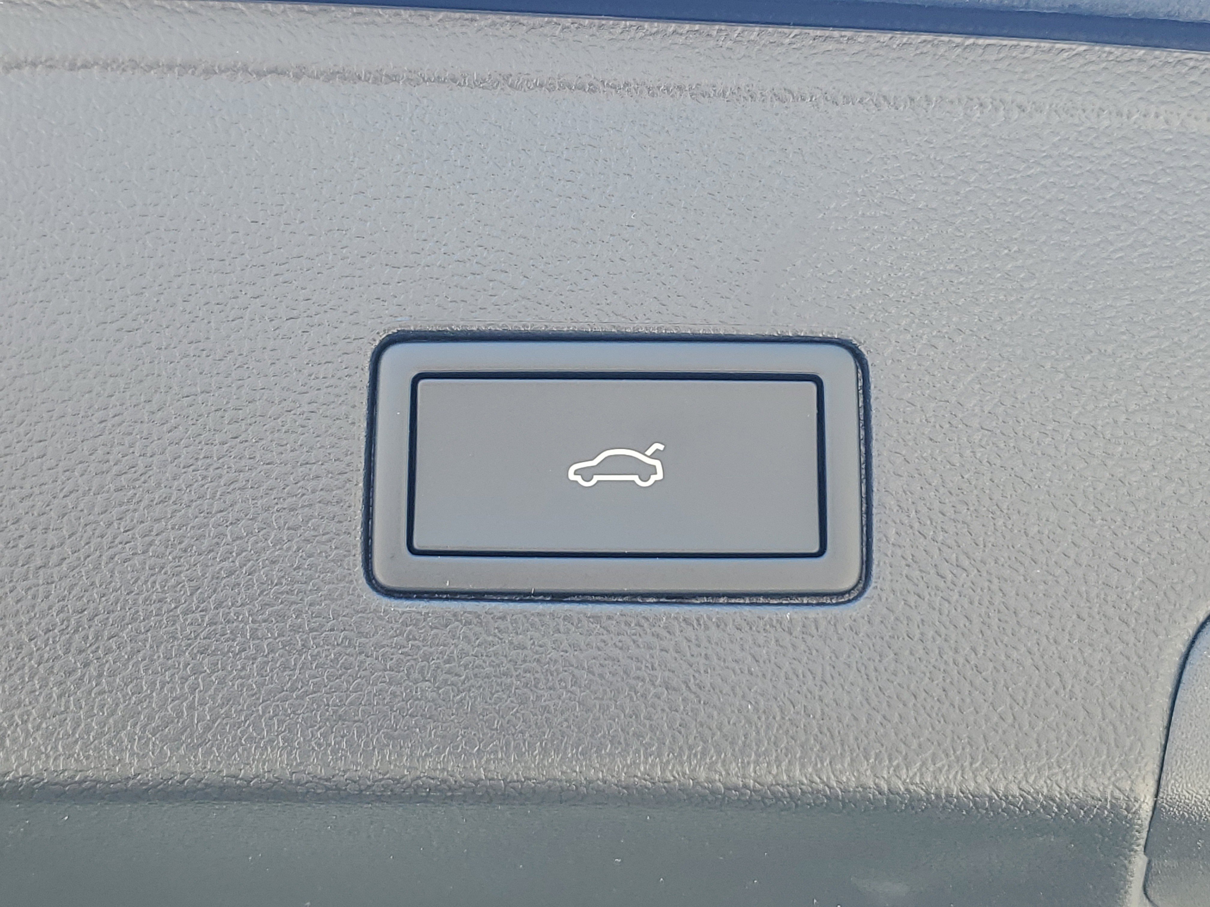 New 2025 Volkswagen Atlas Cross Sport SEL Premium R-Line image 11