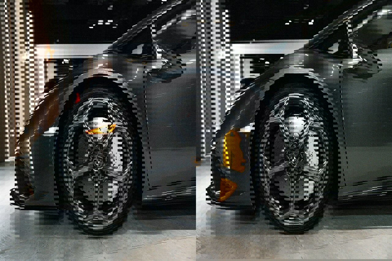 Used 2023 Lamborghini Huracan EVO image 34